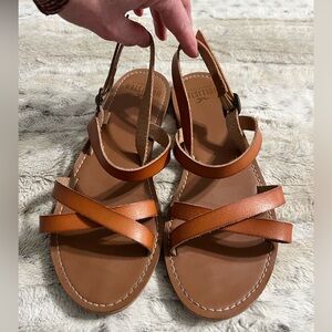 Hollister Sandals size 9 - EUC